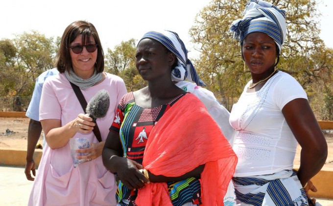 Cocktail beneficio del club de las embajadoras del CECI :  $38,000 recaudados para beneficiar las mujeres vaporizadoras de arroz de Burkina Faso (en inglés)