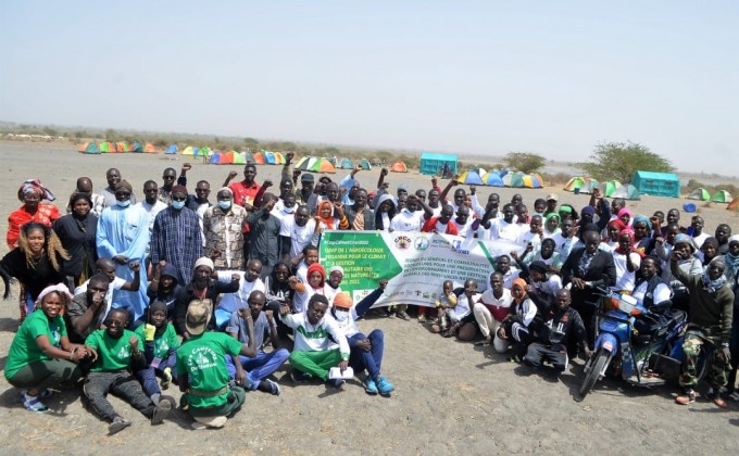 Les jeunes, les femmes et les volontaires du CECI se mobilisent pour le climat : le cas du Lac Tanma au Sénégal