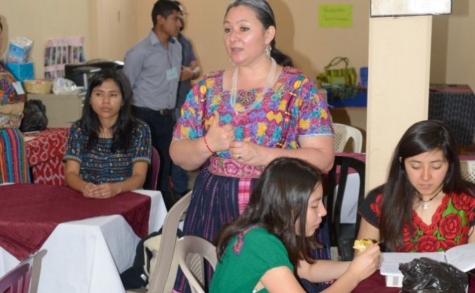 Journée des droits des femmes autochtones - Rencontre avec Saríah Acevedo, coordinatrice du projet Droits et justice pour les femmes et les filles autochtones au Guatemala (DEMUJERES)  