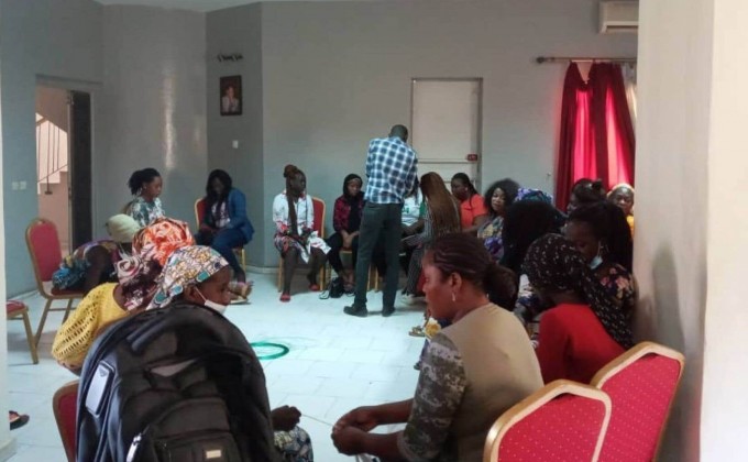 À Dakar, les jeunes et les femmes transforment les déchets en ressources - Article du Devoir