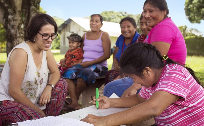 Libertad Benito, comprometida con las mujeres en Guatemala, ¡gana el Premio Mujeres en Acción 2018!